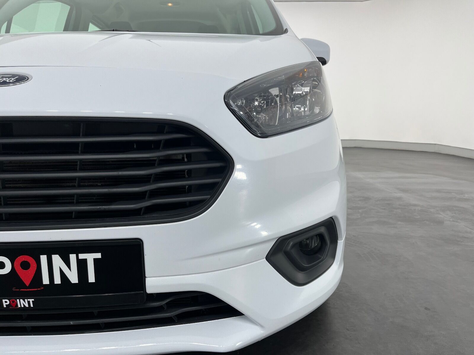 Ford Tourneo Courier 1.5 TDCI Deluxe - 2023 - Detay