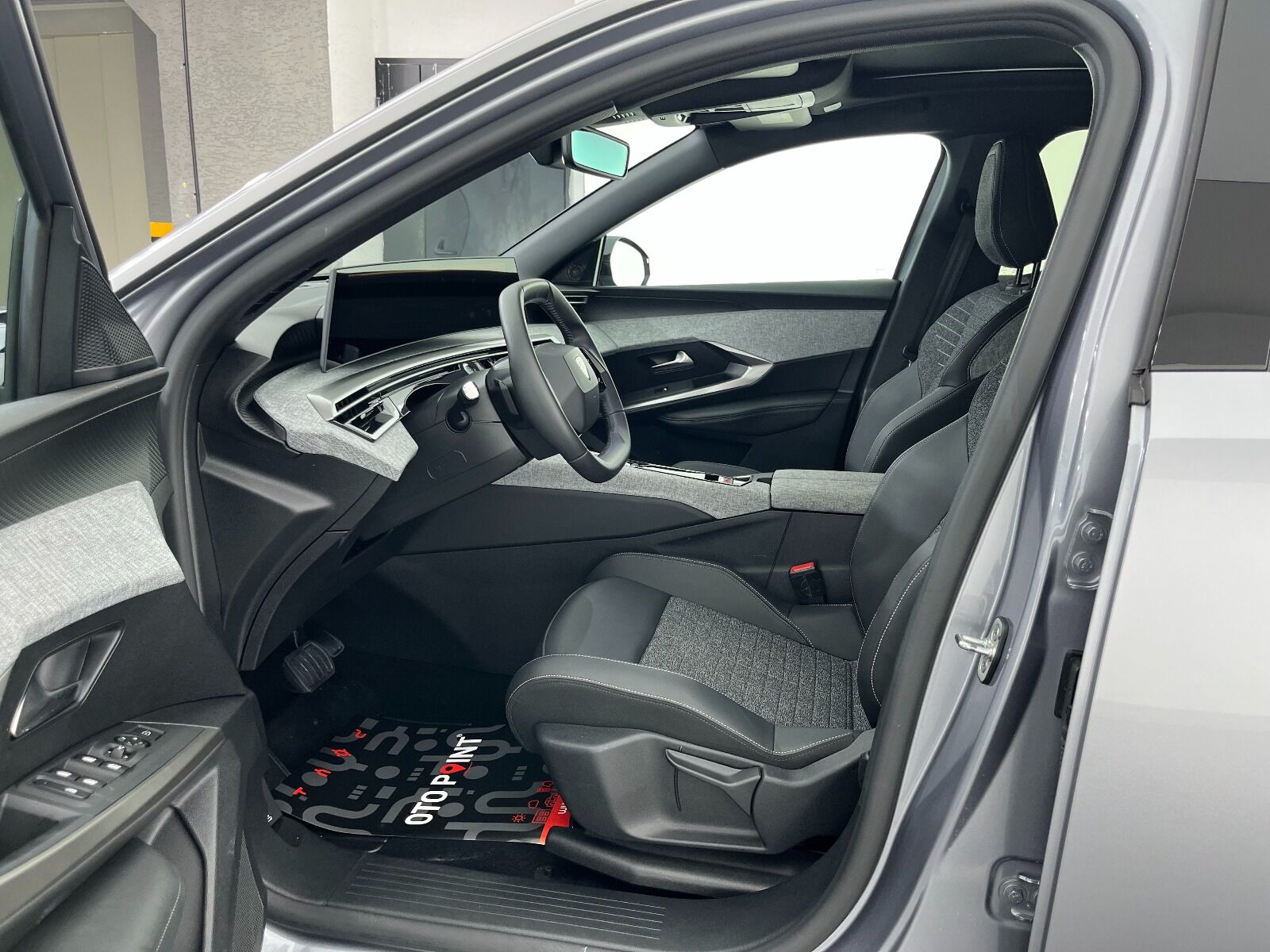 Peugeot 3008 Crossover 1.2 Hybrid Allure eDCS6 - 2025 - Detay