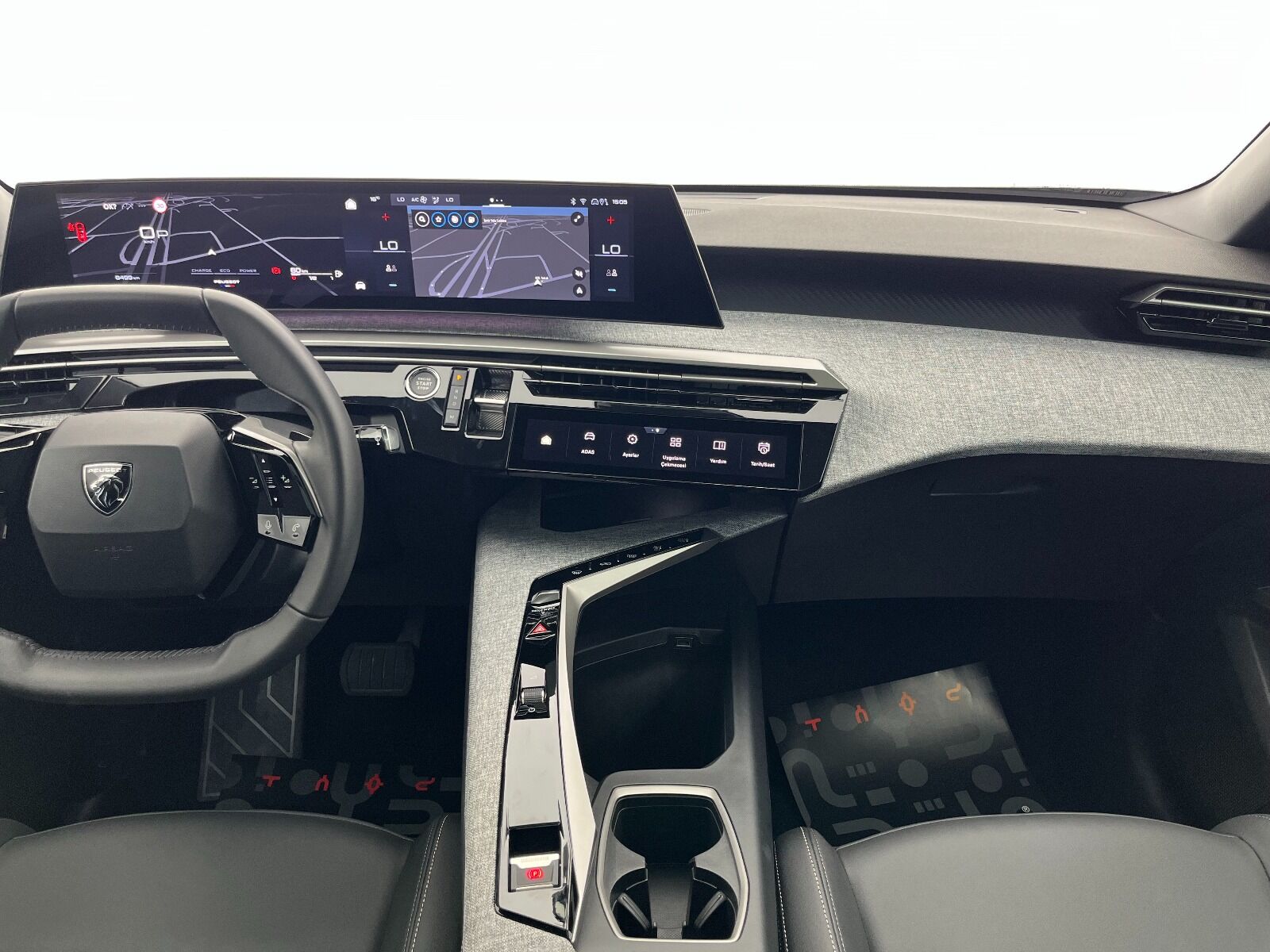 Peugeot 3008 Crossover 1.2 Hybrid Allure eDCS6 - 2025 - Detay