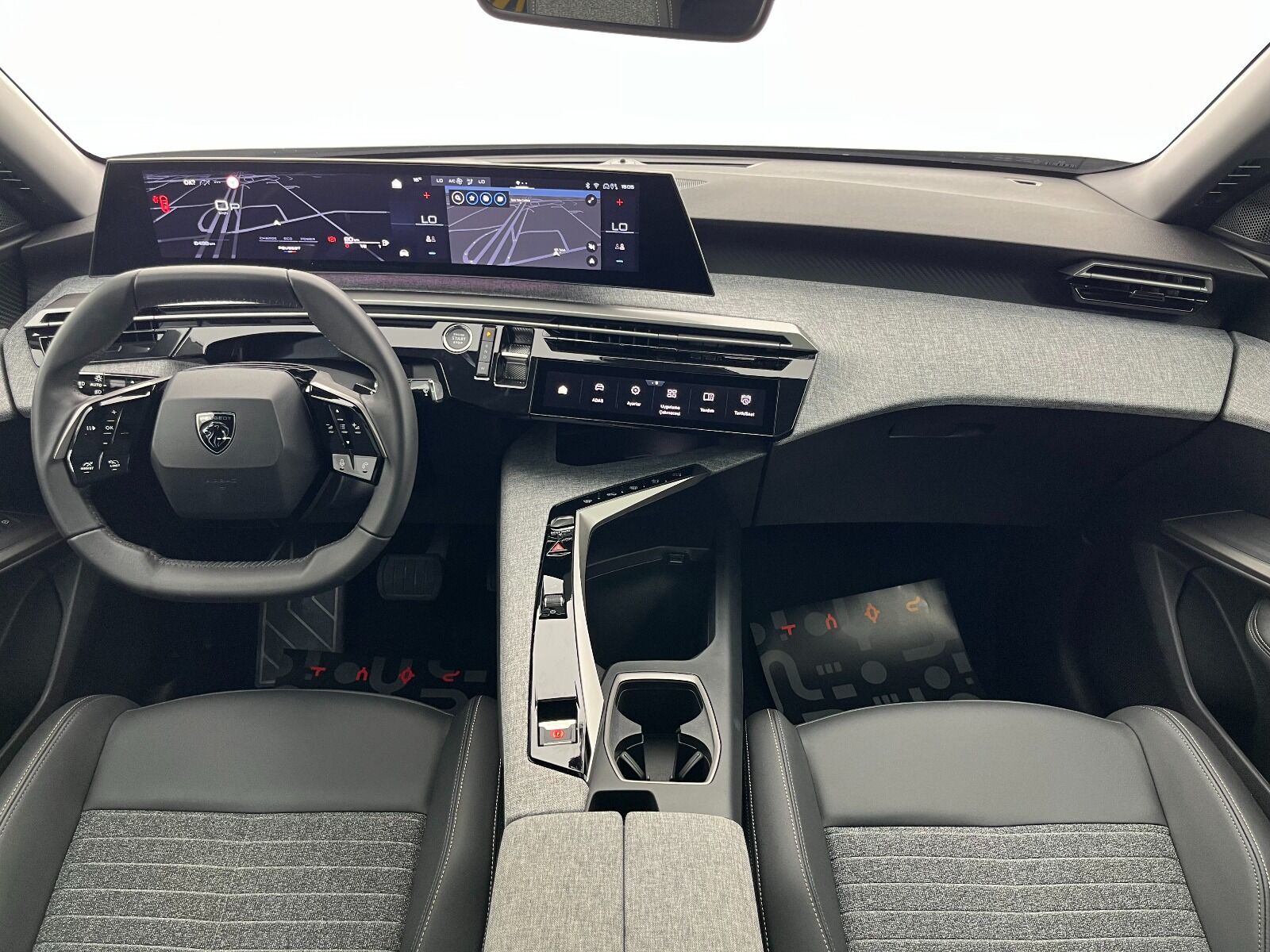 Peugeot 3008 Crossover 1.2 Hybrid Allure eDCS6 - 2025 - Detay