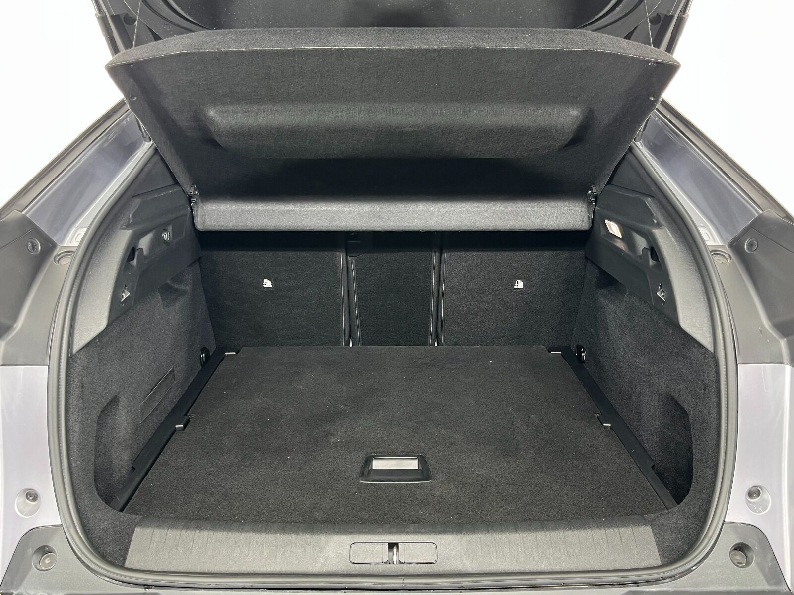 Peugeot 3008 Crossover 1.2 Hybrid Allure eDCS6 - 2025 - Detay