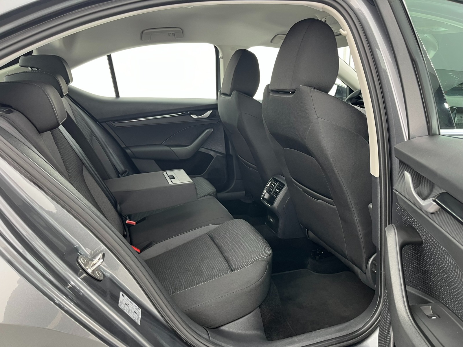 Skoda Octavia Sedan 1.5 TSI mHEV Premium DSG - 2025 - Detay