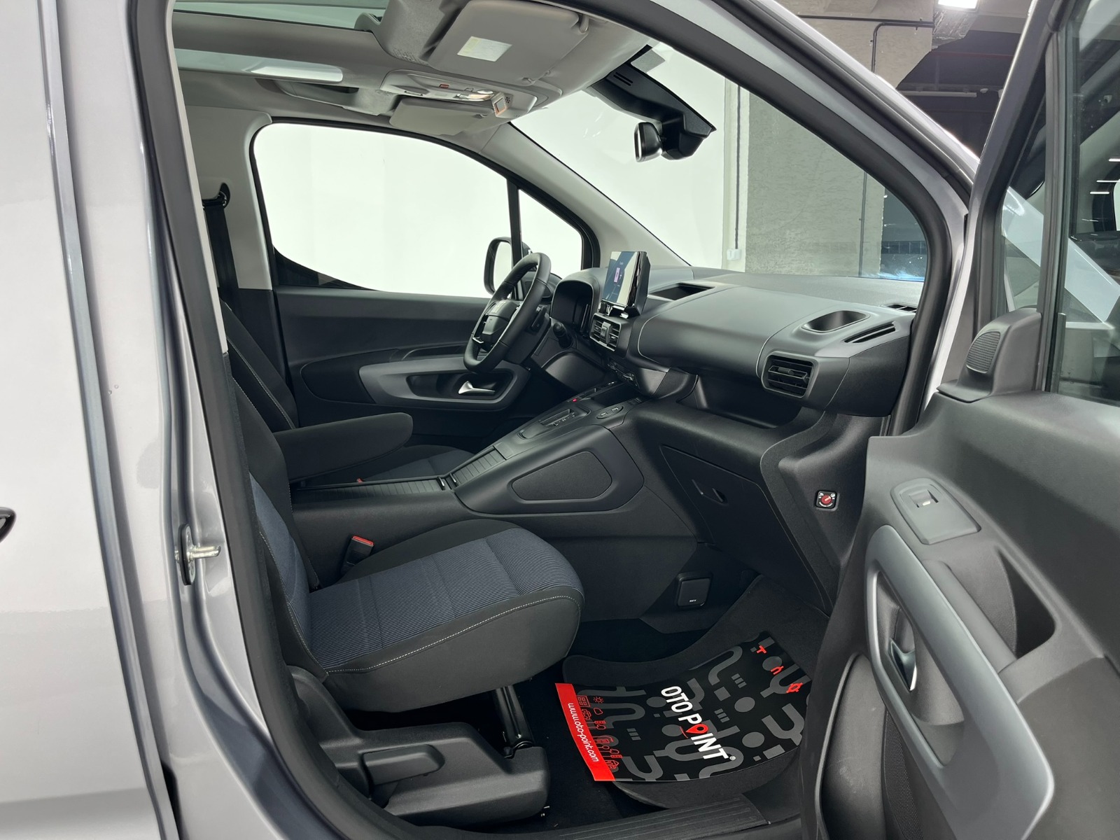 Fiat Doblo Combi 1.5 BlueHDI Premio Plus Otomatik - 2025 - Detay