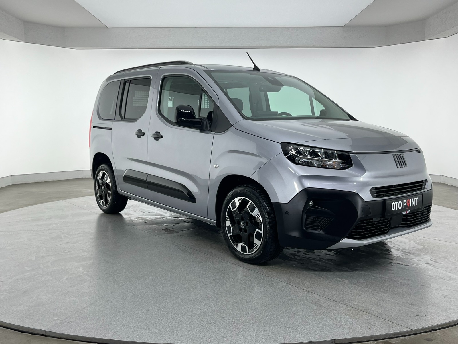 Fiat Doblo Combi 1.5 BlueHDI Premio Plus Otomatik - 2025 - Detay