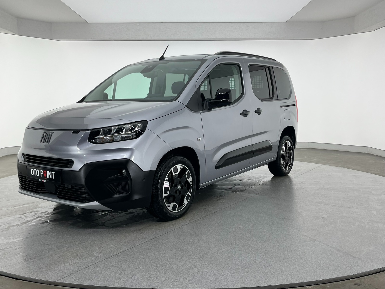 Fiat Doblo Combi 1.5 BlueHDI Premio Plus Otomatik - 2025 - Detay