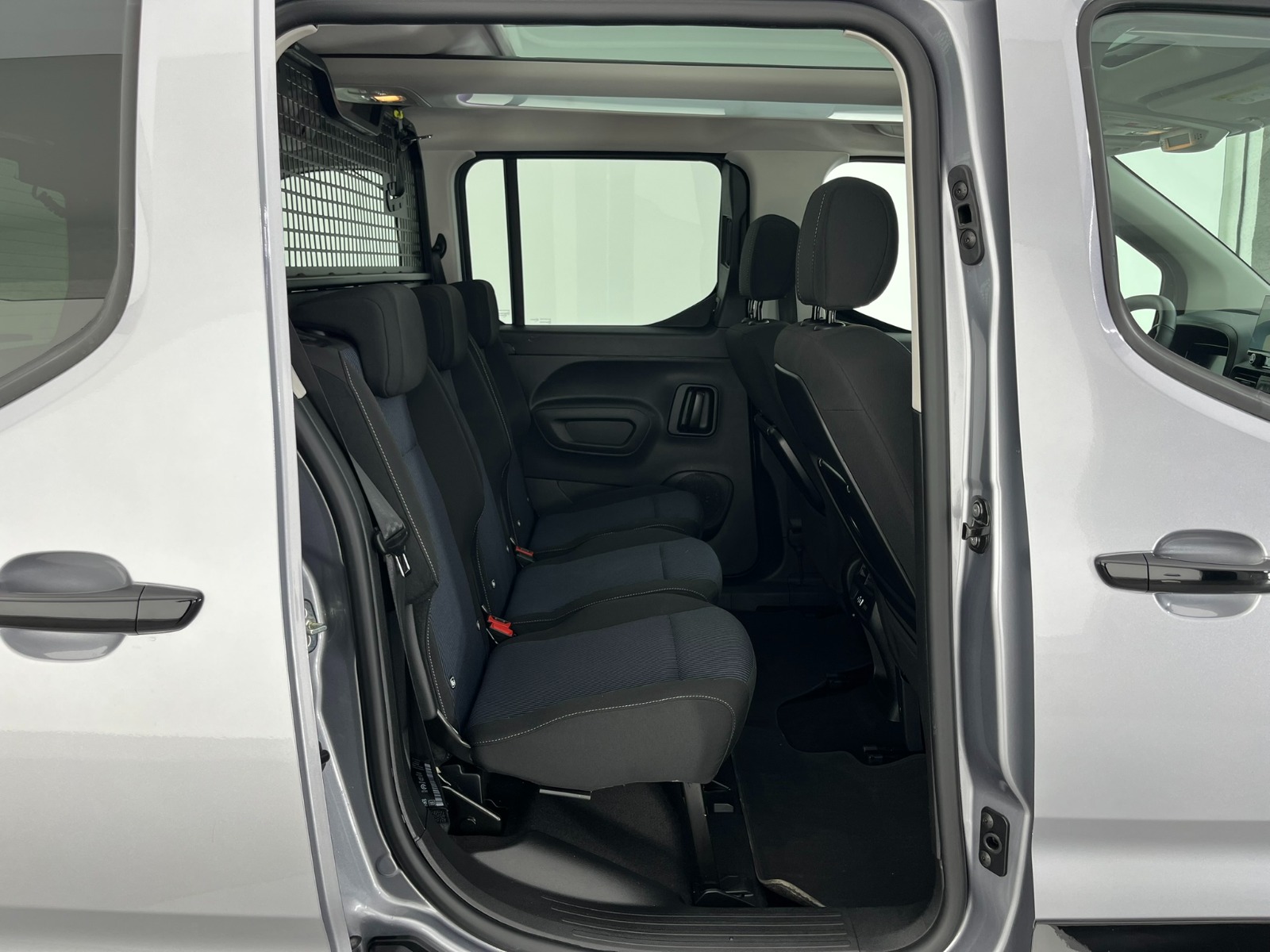 Fiat Doblo Combi 1.5 BlueHDI Premio Plus Otomatik - 2025 - Detay