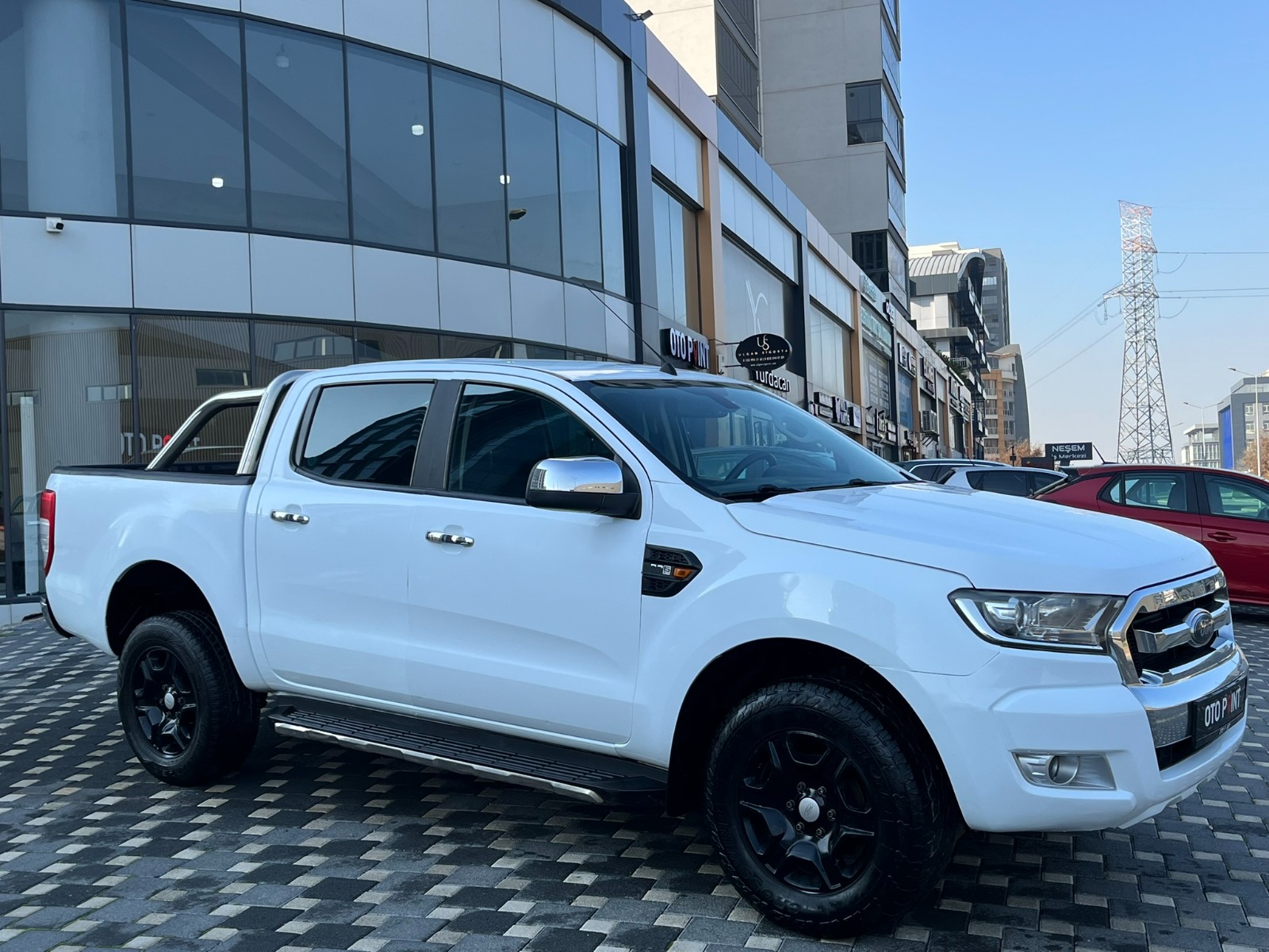 Ford Ranger Çift Kabin Pick-Up 2.2 TDCI 4x4 XLT Otomatik - 2018