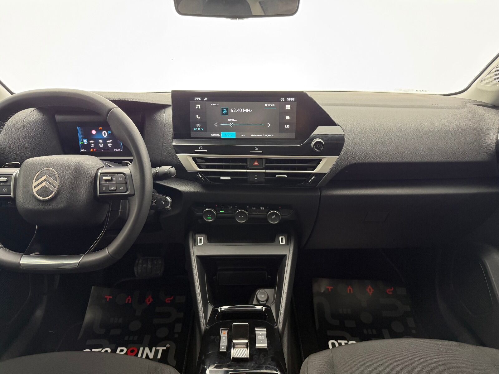 Citroen C4 X 1.2 Puretech You EAT8 - 2025 - Detay
