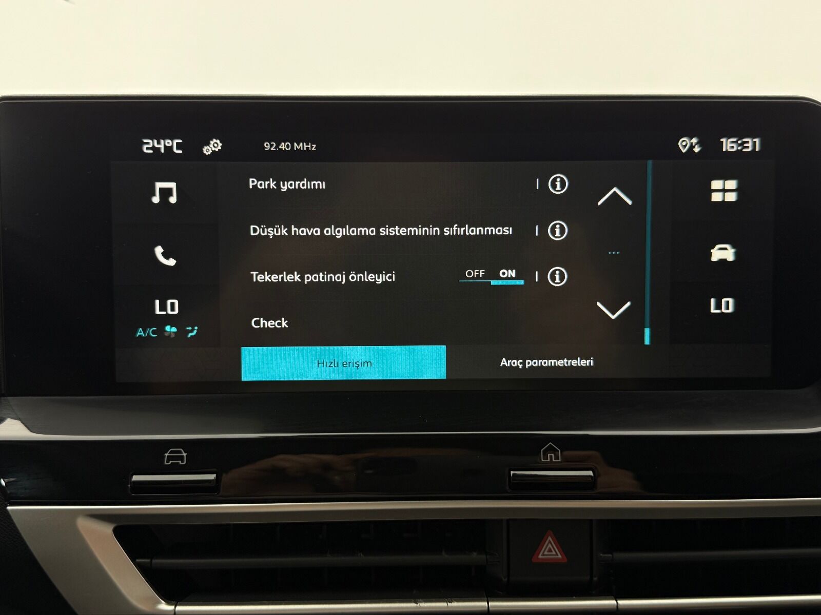 Citroen C4 X 1.2 Puretech You EAT8 - 2025 - Detay