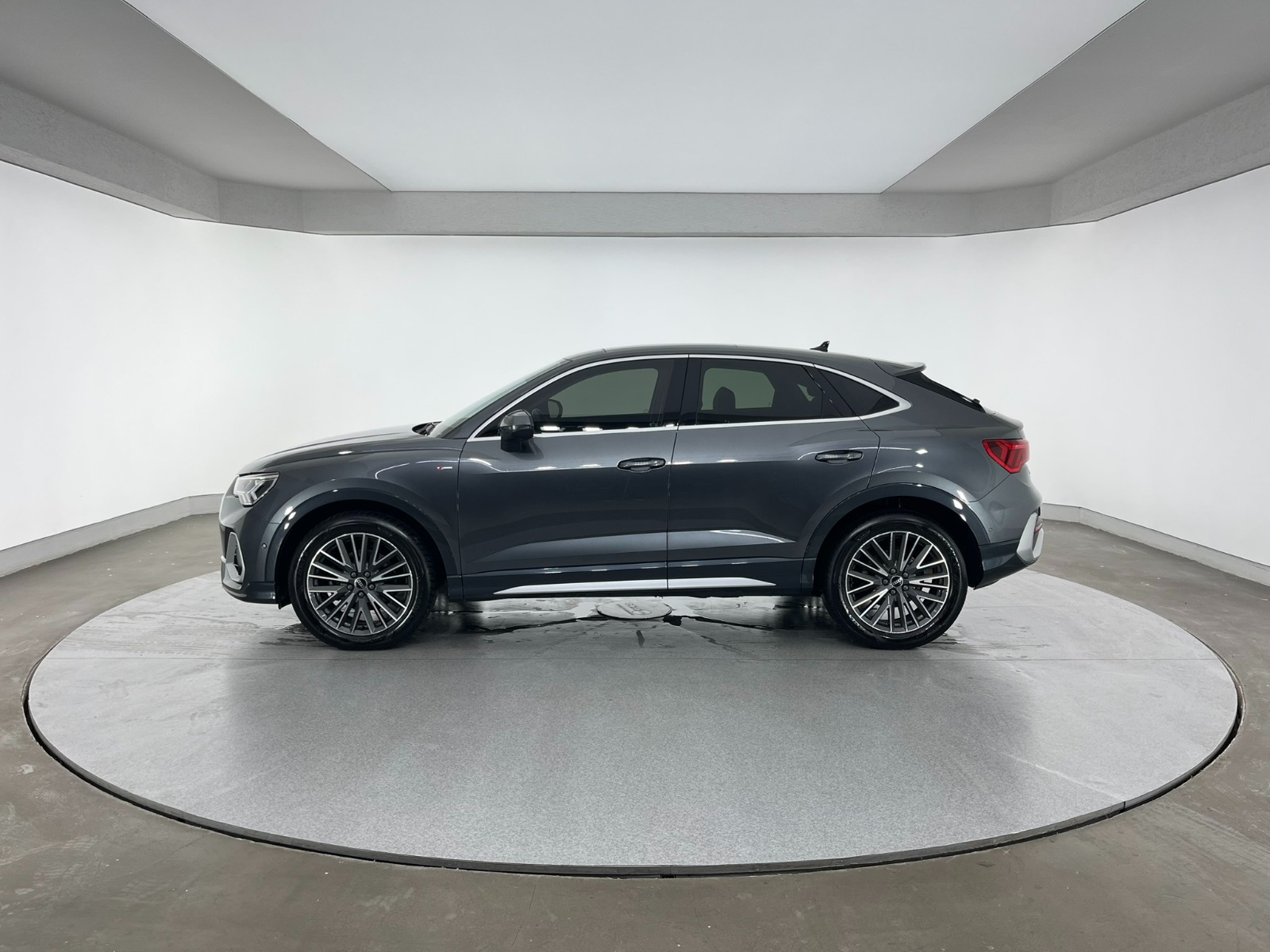 Audi Q3 Sportback 35 TFSI S Line S-Tronic - 2021 - Detay