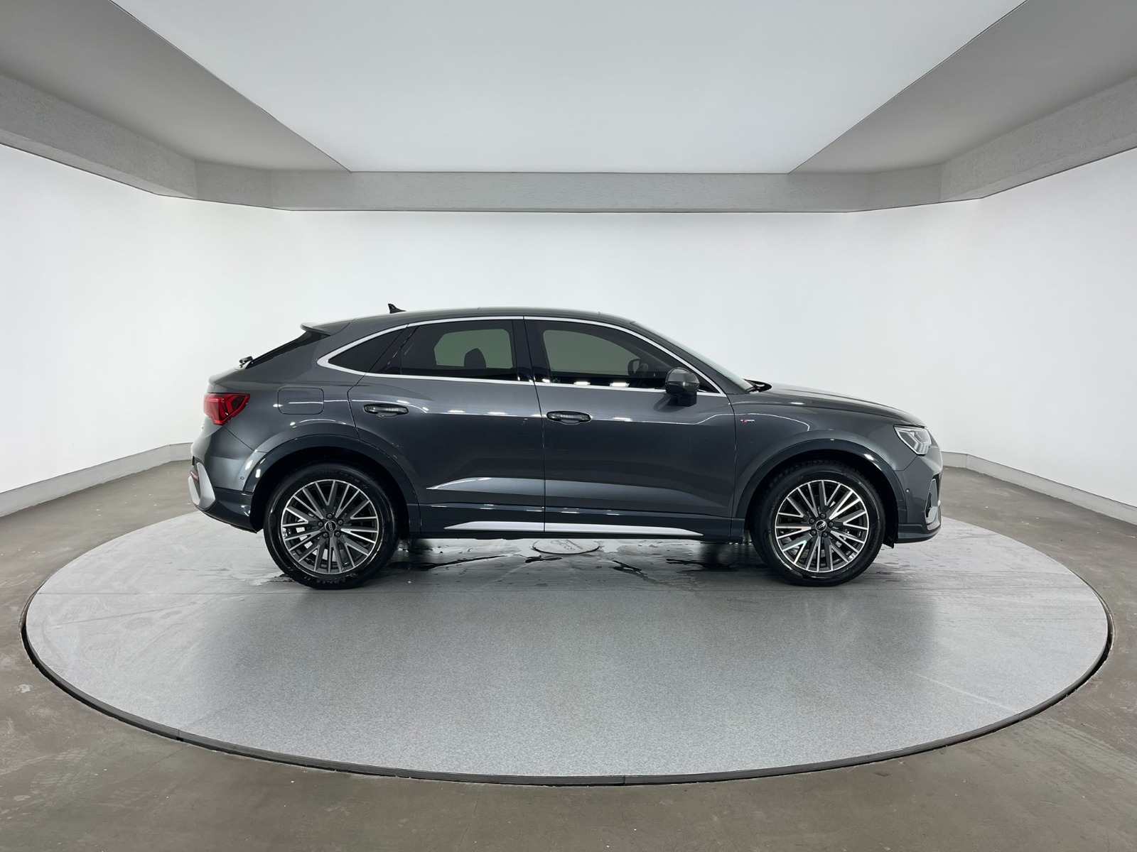 Audi Q3 Sportback 35 TFSI S Line S-Tronic - 2021 - Detay