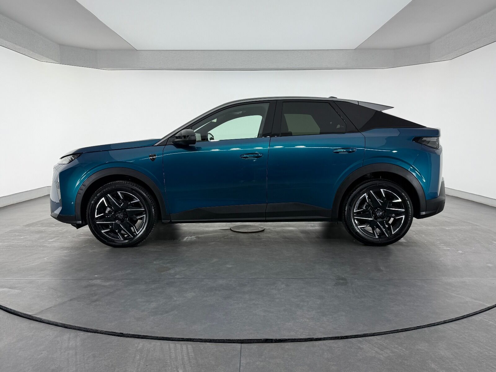 Peugeot 3008 1.2 Hybrid GT e-DCS6 - 2026 - Detay