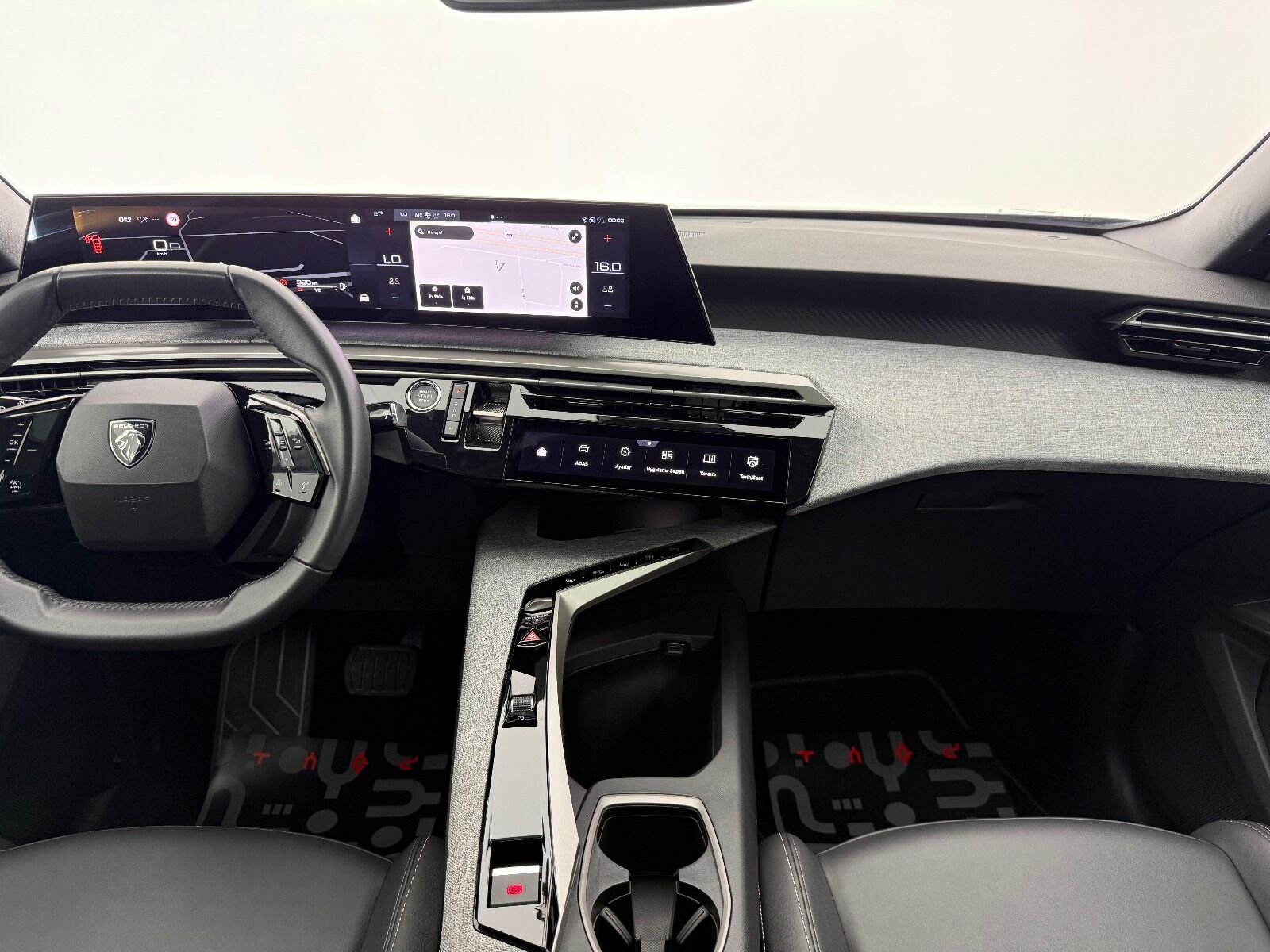 Peugeot 3008 1.2 Hybrid Allure e-DCS6 - 2025 - Detay