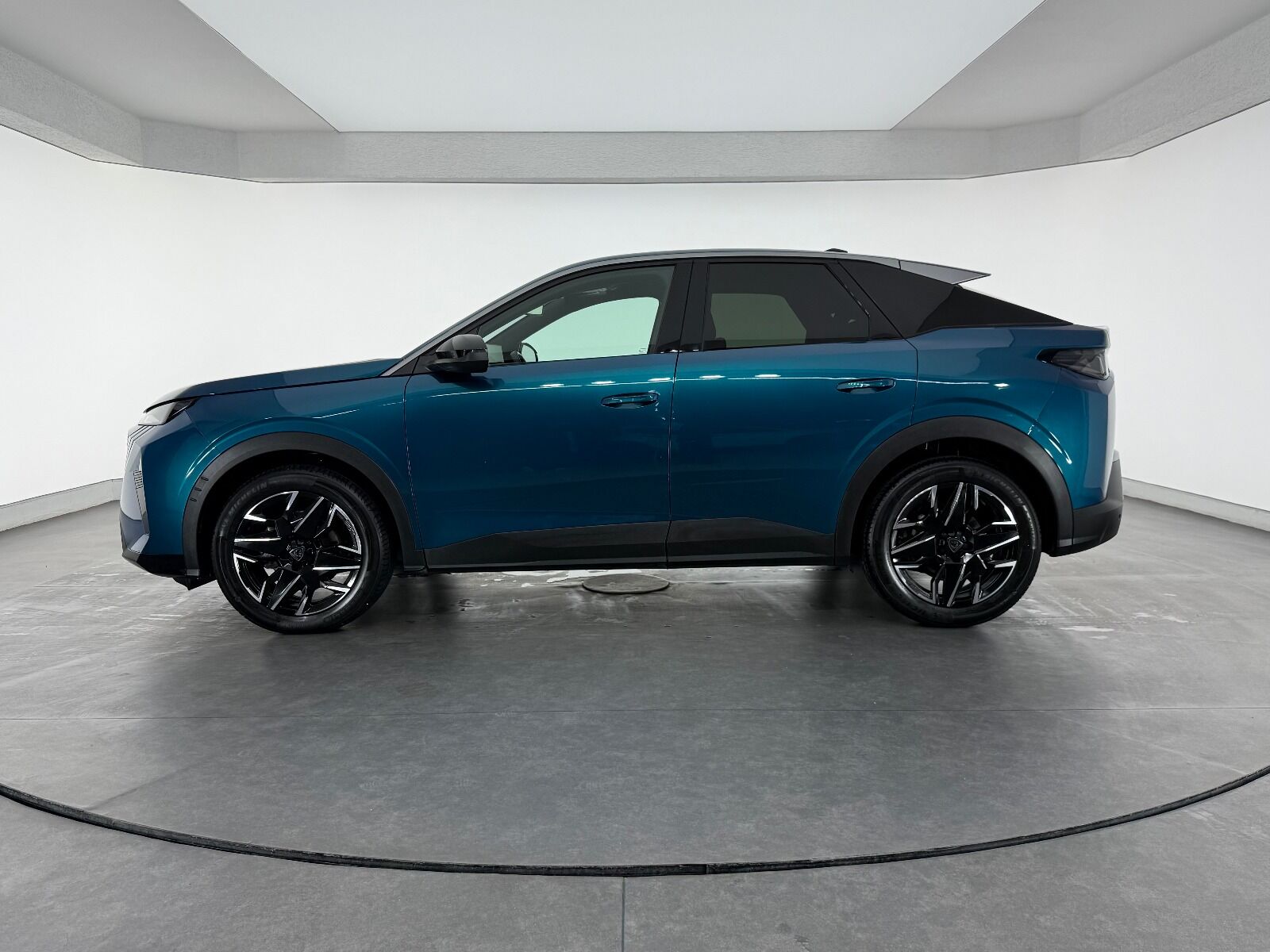 Peugeot 3008 1.2 Hybrid Allure e-DCS6 - 2025 - Detay