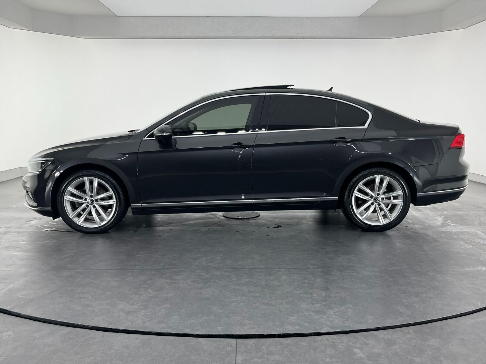 Volkswagen Passat Sedan 1.5 TSI ACT Elegance DSG - 2022 - Detay