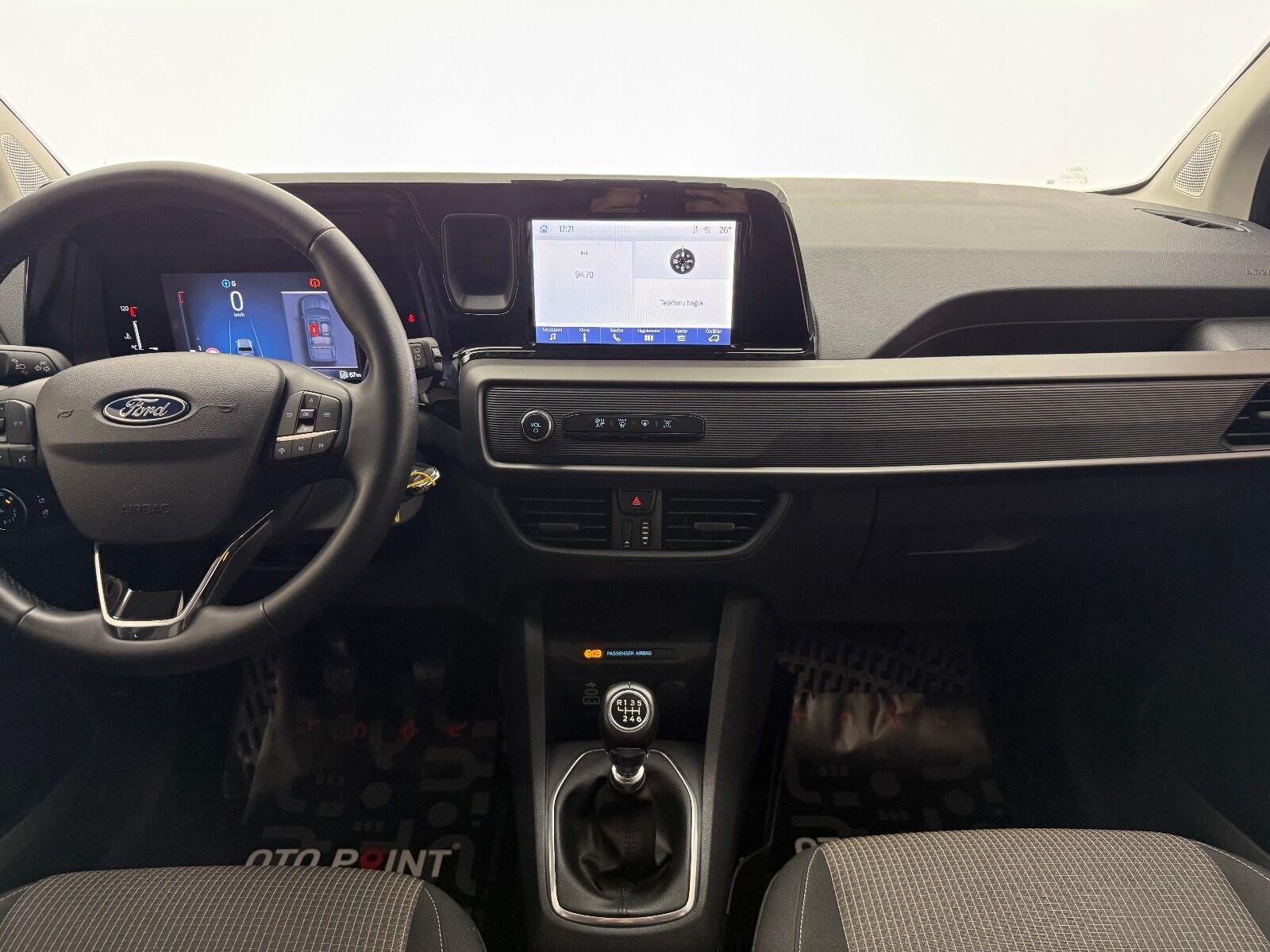 Ford Tourneo Courier 1.5L EcoBlue Deluxe - 2024 - Detay