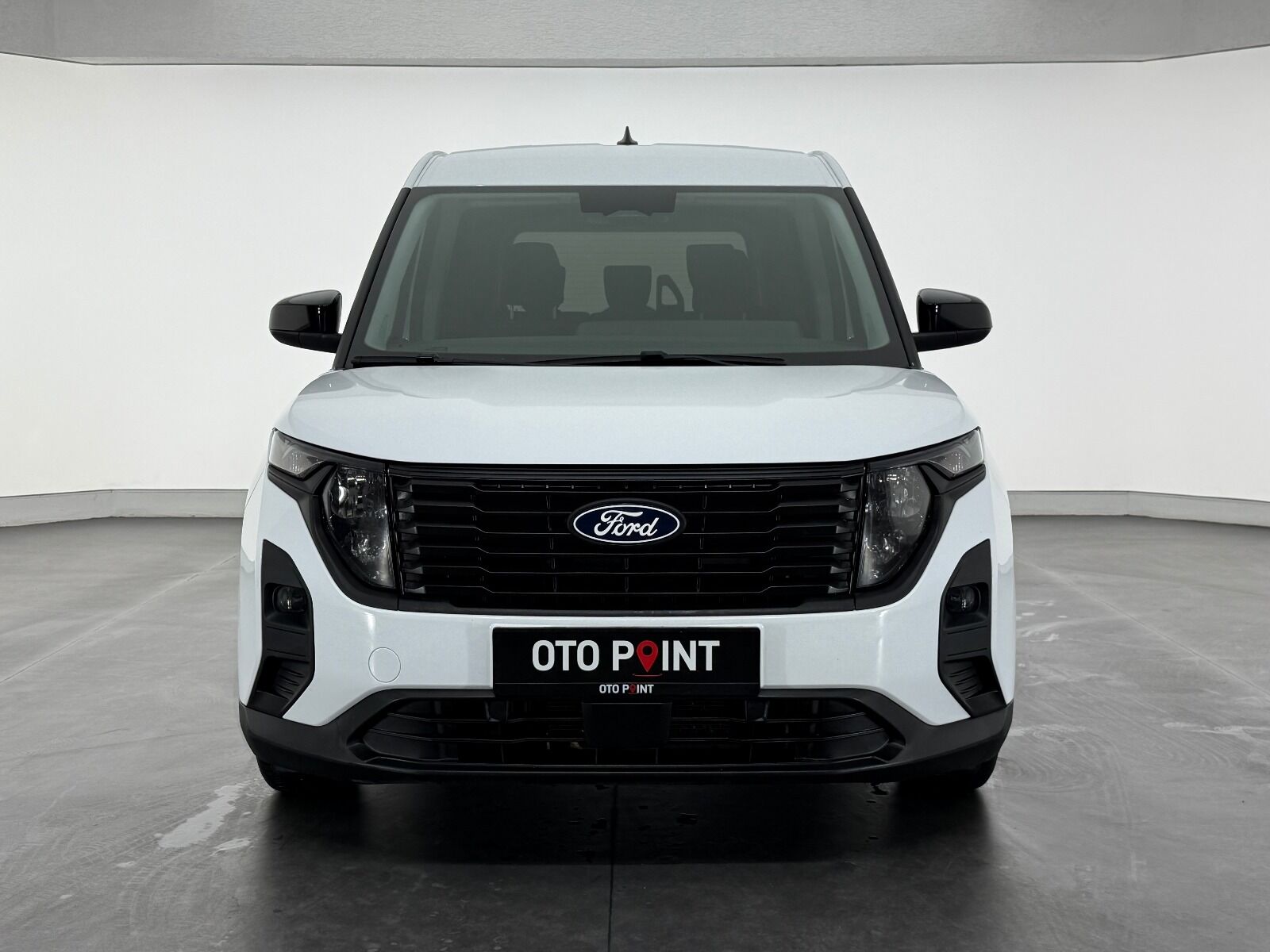 Ford Tourneo Courier 1.5L EcoBlue Deluxe - 2024