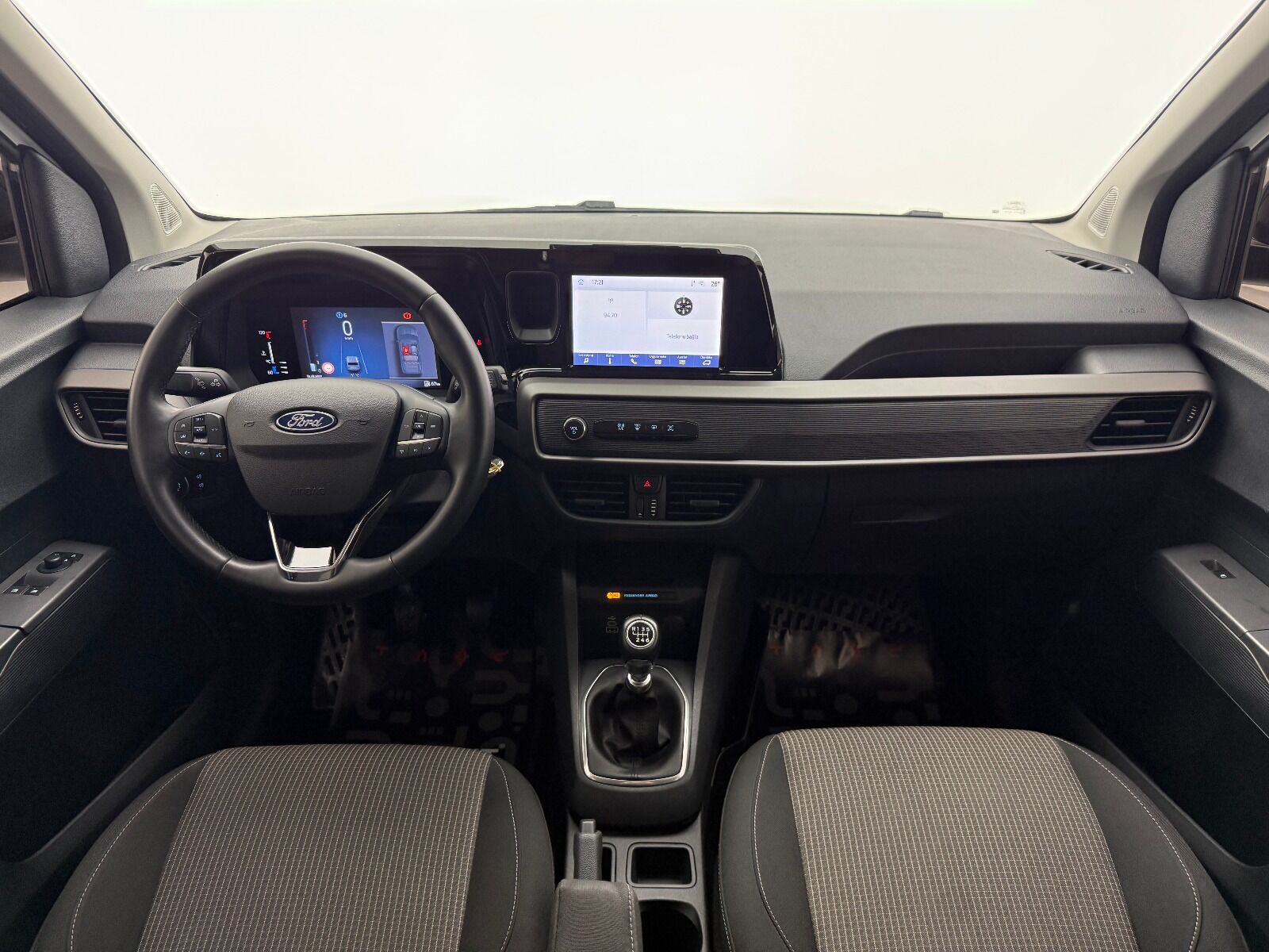 Ford Tourneo Courier 1.5L EcoBlue Deluxe - 2024 - Detay