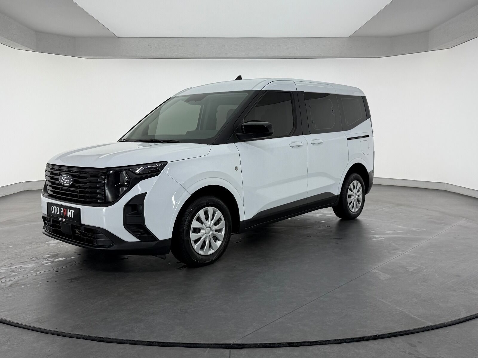 Ford Tourneo Courier 1.5L EcoBlue Deluxe - 2024 - Detay