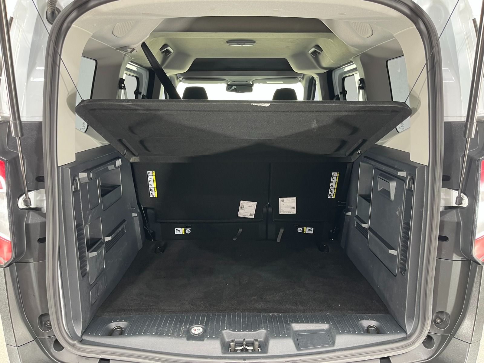 Ford Tourneo Courier Kombi 1.5 EcoBlue Deluxe - 2024 - Detay