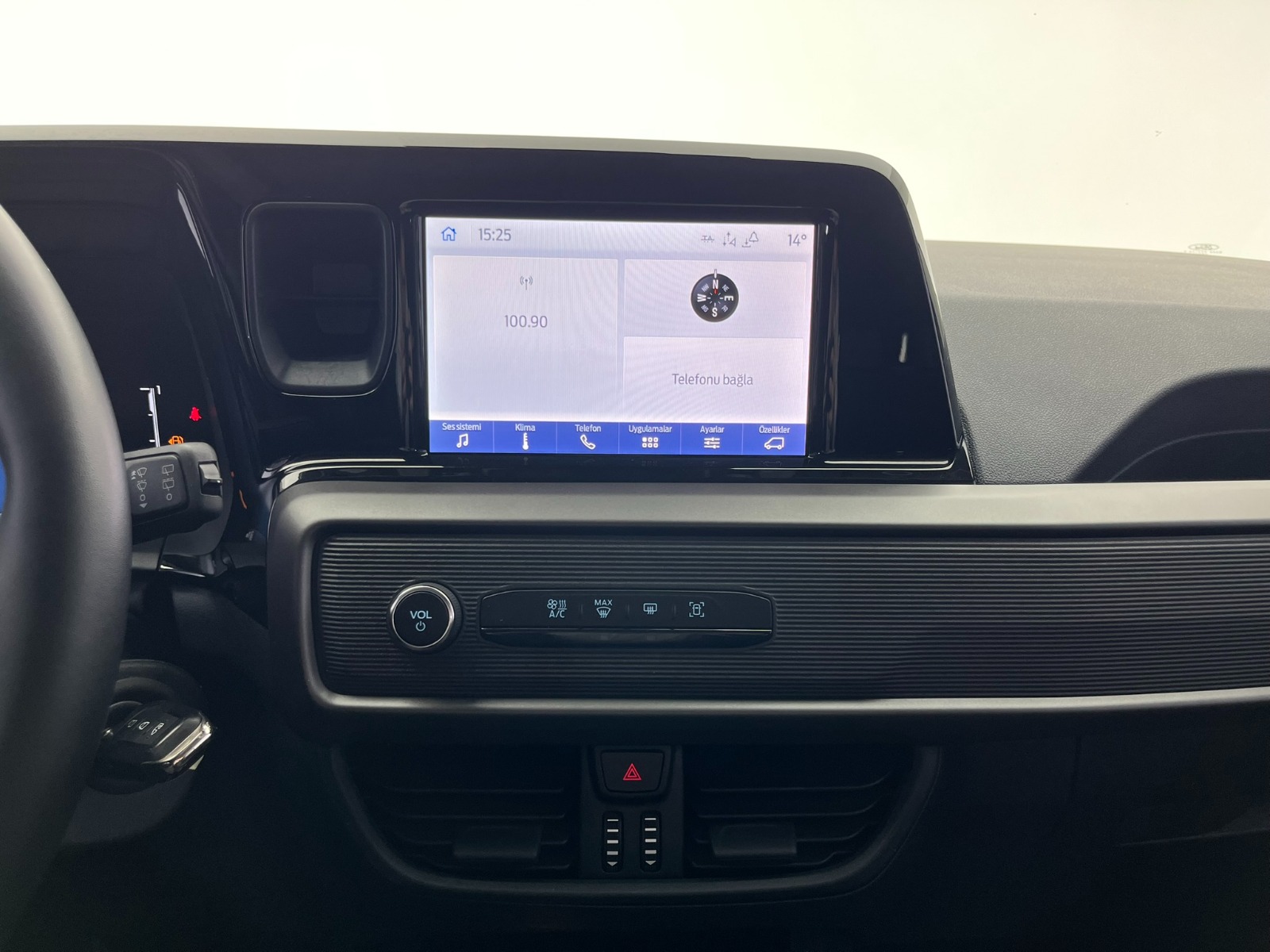 Ford Tourneo Courier Kombi 1.5 EcoBlue Deluxe - 2024 - Detay