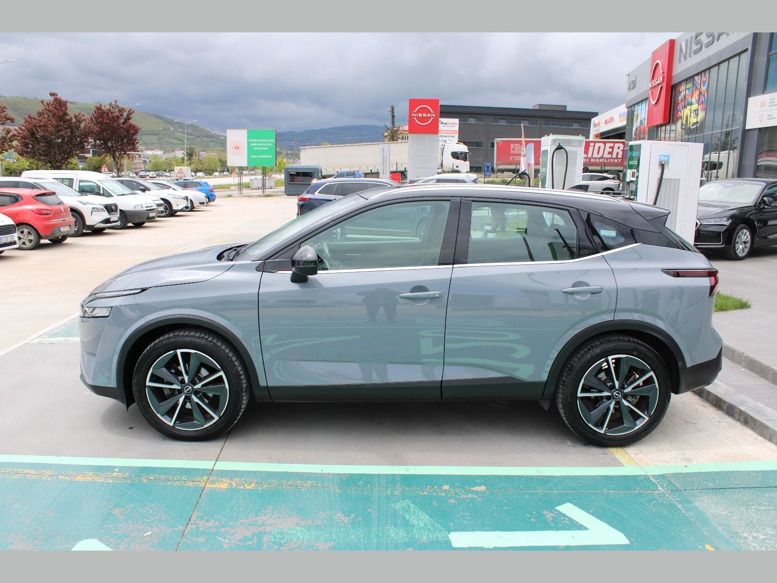 2.El Nissan Qashqai 1.3 DIG-T Skypack 4x2 CVT | Otomatik & Hybrid | Gri ...