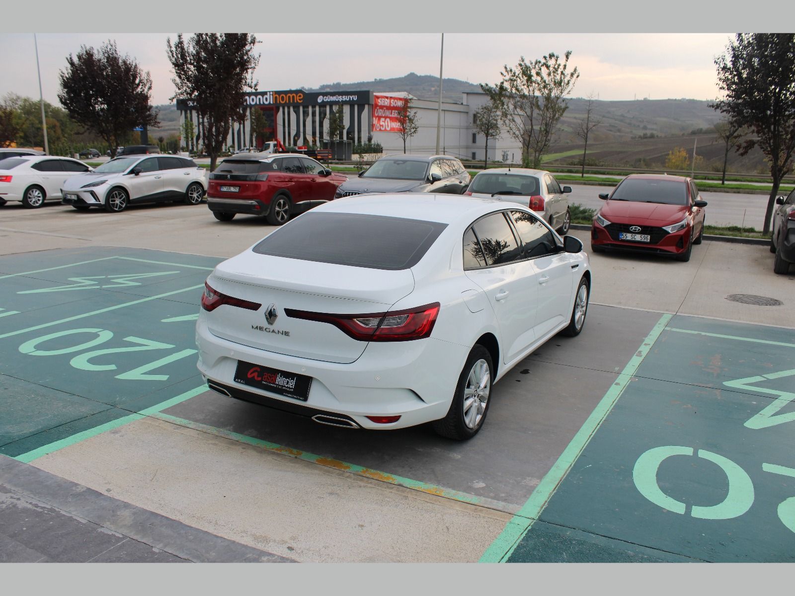 2.El Renault Megane Sedan 1.3 TCe Joy EDC | Otomatik & Benzin