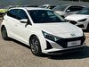 2023 Benzin Otomatik Hyundai i20 Beyaz Yükseliş Nakil Araçları Turizm Ticaret ve Sanayi Anonim Şirketi