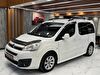 2017 Dizel Manuel Citroen Berlingo Beyaz Polat Araç Dizayn Otomotiv İnşaat Sanayi Ve Ticaret Limited Şirketi