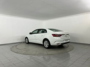 2025 Renault Megane Sedan 1.3 TCe Touch
