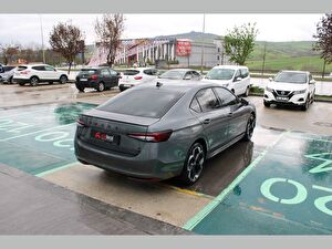 2025 Elektrik Otomatik Skoda Superb Gri Asal