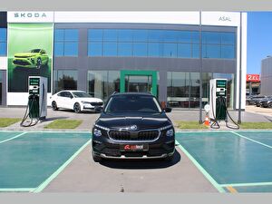 2025 Benzin Otomatik Skoda Kamiq Siyah Asal