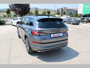 2023 Benzin Otomatik Skoda Kodiaq Gri Asal