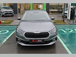 2025 Benzin Otomatik Skoda Fabia Gri Asal