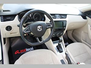 2015 Dizel Otomatik Skoda Octavia Beyaz Asal
