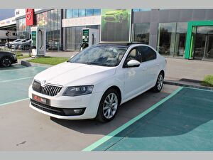 Skoda Octavia Hatchback/5 1.6 TDI GreenTec Style DSG