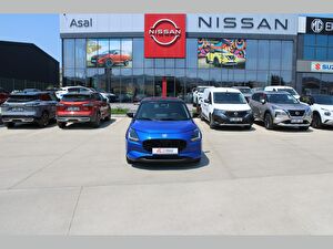 2024 MHEV Otomatik Suzuki Swift Mavi Asal