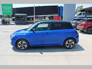 2024 MHEV Otomatik Suzuki Swift Mavi Asal