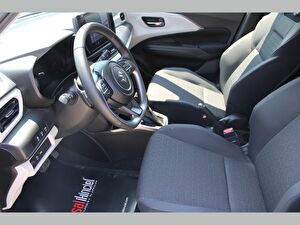 2024 MHEV Otomatik Suzuki Swift Mavi Asal