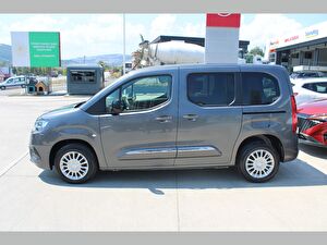 2022 Dizel Otomatik Toyota Proace City Beyaz Asal