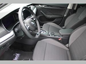 2024 MHEV Otomatik Skoda Octavia Gri Asal