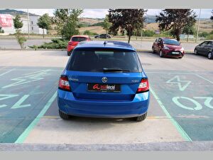 2016 Benzin Otomatik Skoda Fabia Mavi Asal