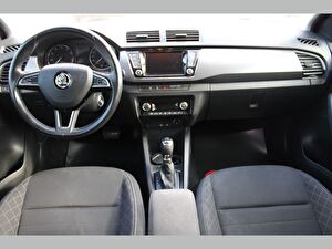 2016 Benzin Otomatik Skoda Fabia Mavi Asal