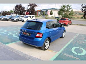 2016 Benzin Otomatik Skoda Fabia Mavi Asal