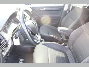 2016 Benzin Otomatik Skoda Fabia Mavi Asal