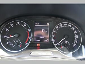 2016 Benzin Otomatik Skoda Fabia Mavi Asal