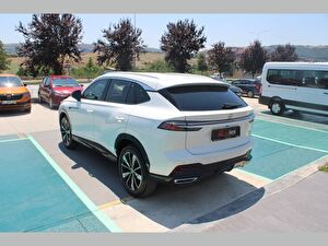 2024 Benzin Otomatik MG HS Beyaz Asal