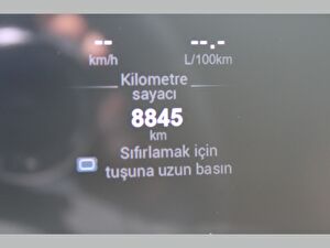 2024 Benzin Otomatik MG HS Beyaz Asal