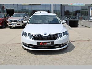 2019 Dizel Otomatik Skoda Octavia Beyaz Asal