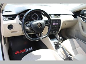 2019 Dizel Otomatik Skoda Octavia Beyaz Asal